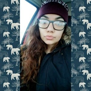 Meet your Posher, Jazmin